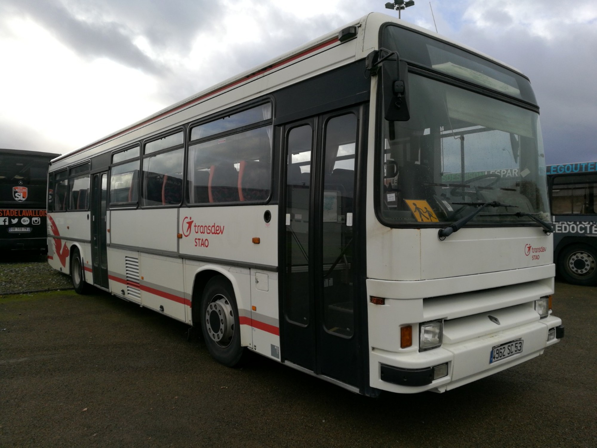 Renault Tracer 6525 Car Bus d'occasion aux enchères